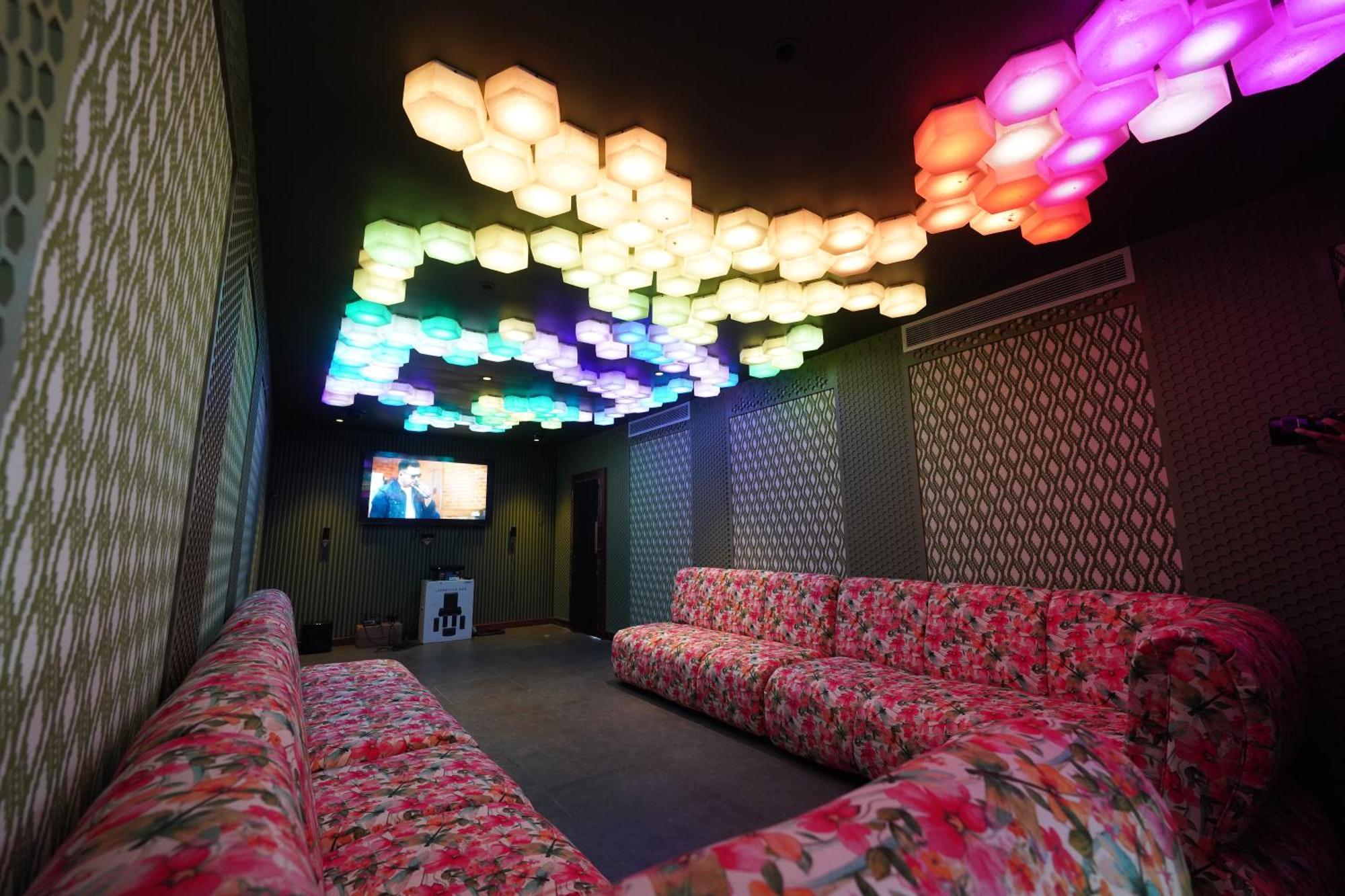 Hotel Grand Amanee 拉特纳普勒 外观 照片